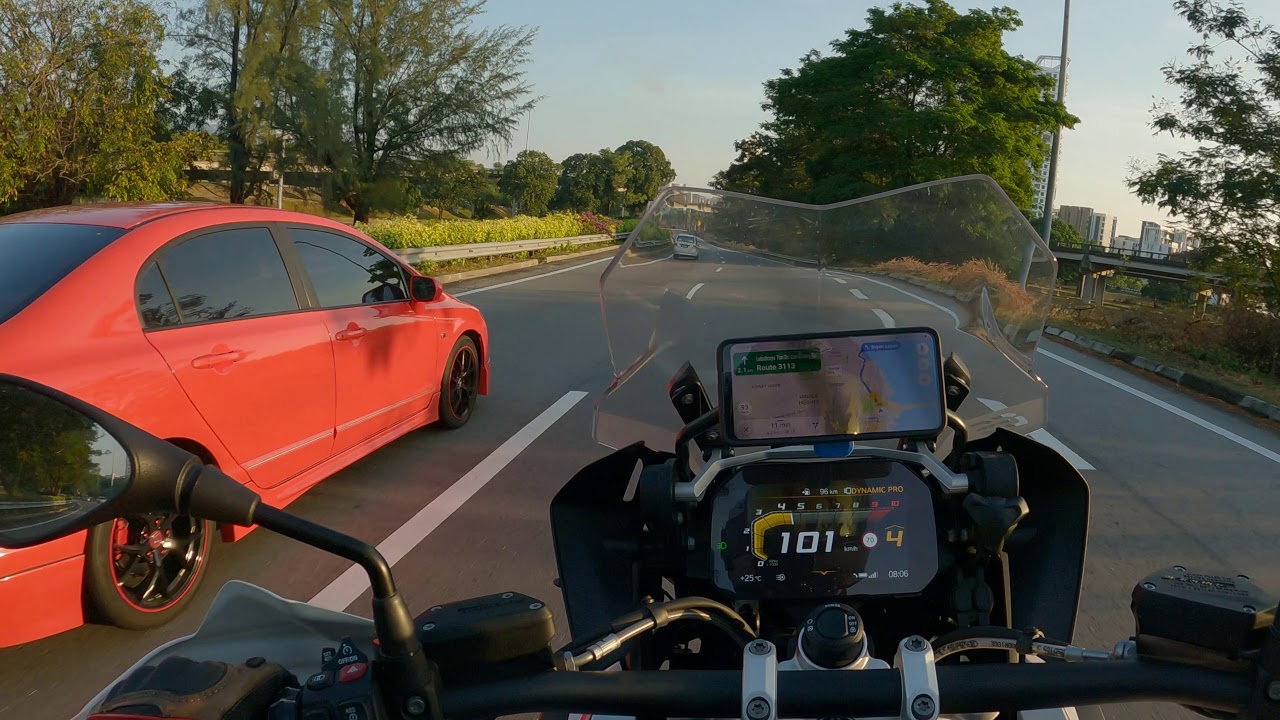 "GoPro Hero 9 + Dead cat" test on motorcycle