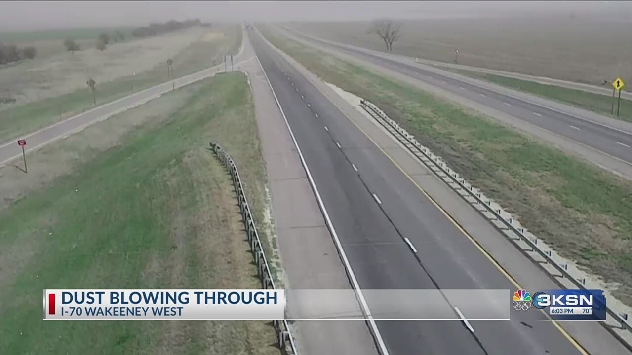 Interstate 70 closed in western Kansas due to high winds, crashes - YouTube