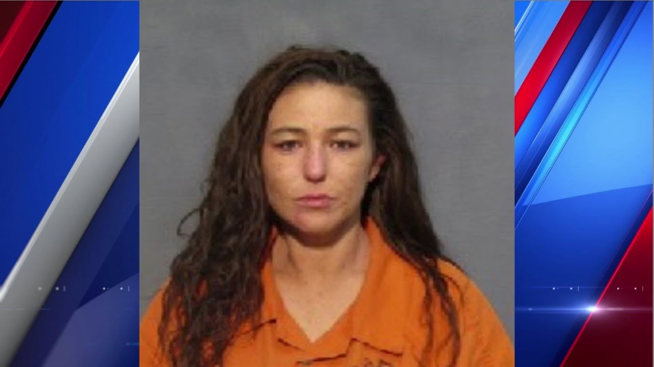 Woman charged with identity theft