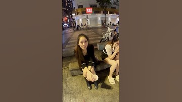 Approaching girls in Vietnam