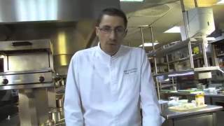 Julien Roucheteau Présente Sa Recette Daspic De Fenouil, Bavaroise De Coquillages