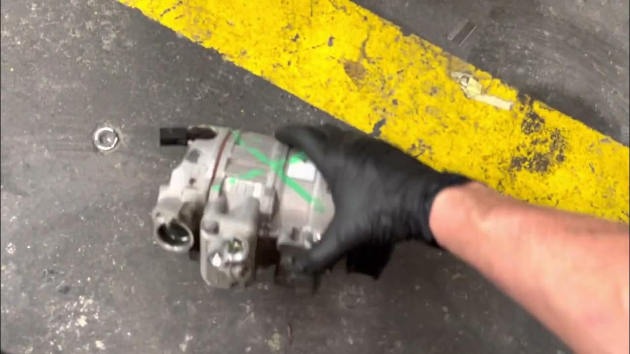 AC COMPRESSOR FRO JUNK YARD TECH DID NOT OIL BALANCE. YouTube