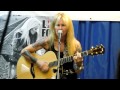 Lita Ford - Kiss Me Deadly live acoustic Vintage Vinyl