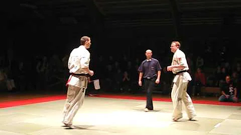 DM finale 2010 Kristoffer Breindal vs. Brian Jacob...