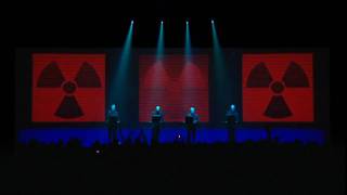 Kraftwerk - Radioactivity (live) [HD] chords