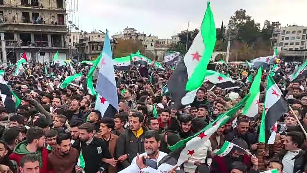 احتفال النصر في حلب / ساحة سعد الله الجابري/ همام حوت/ يمان نجار / فرحى النصر لاهل حلب /مع محمد عنان