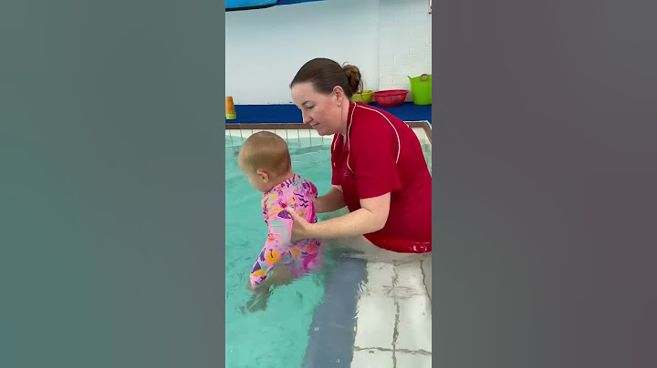 Lulu 16 Months Safety Turns Underwater #babyswimming # #swimlessons #swimclass