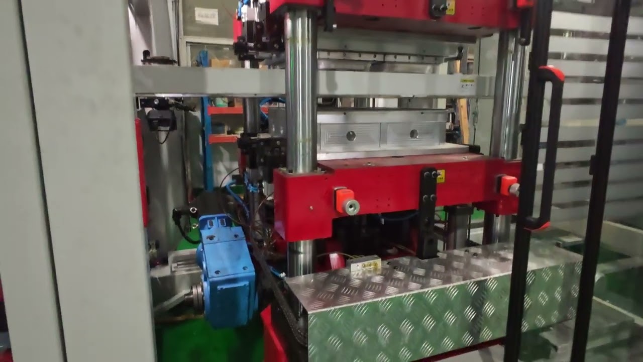 MENGXING MFC9070 thermoformer upward and AB stacking