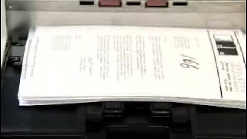 Kodak i4600 Scanner  Controlled Stacking close up