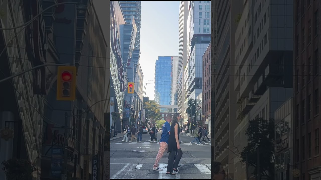 Toronto Downtown ☀️ | Richmond St W & John St | Busy City Life 