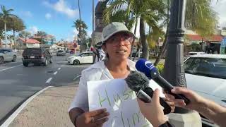 Alcuni manifestanti di Aruba si sono uniti a Boneiro a causa del caso che hanno contro i Paesi Bassi