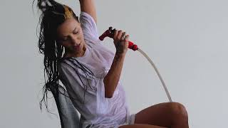 Izzy, WÖRRIES - Holy (Visual)