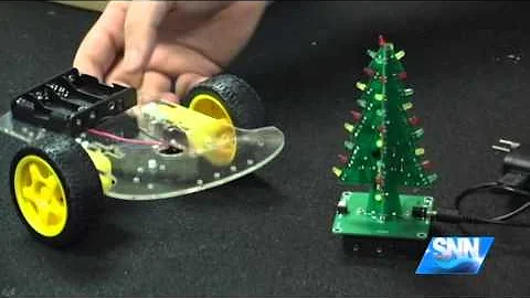 SNN: HackerBoxes Keep Couple Busy with Gadgets