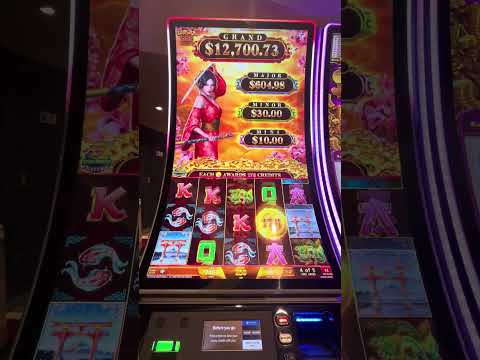 Follow me for daily free plays!!! #meme #casino #vegas #slots #roulette #rich #funny
