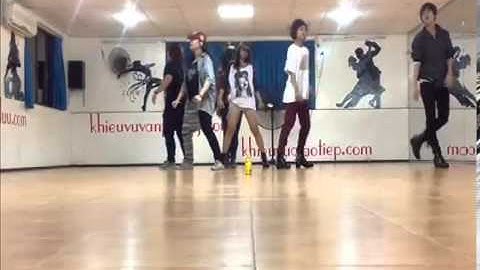 [MAMA - EXO dance cover] by G.O.D from Vietnam