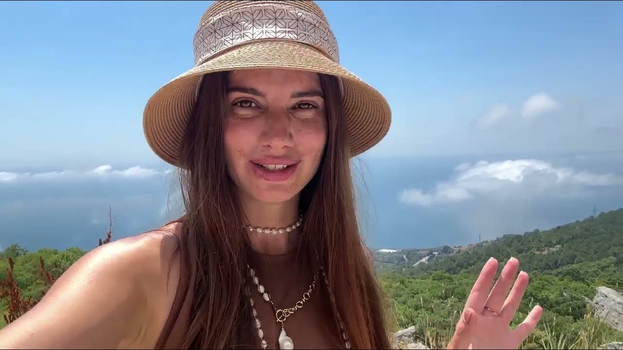 Недвижимость в Крыму / Ялта / набережная / земельный участок