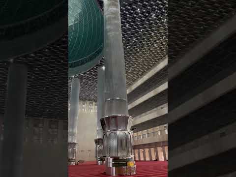 Vídeo: Mesquita d'Istiqlal a Jakarta, Indonèsia