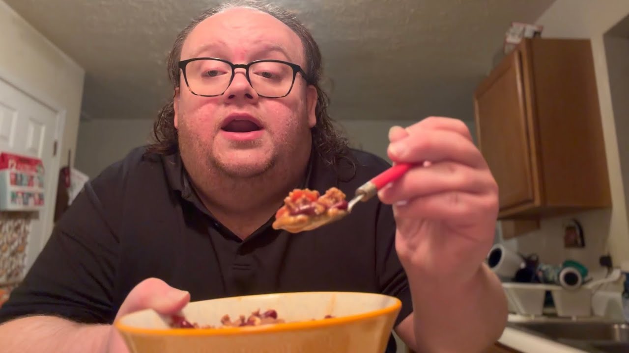 Making Chili in Crock Pot