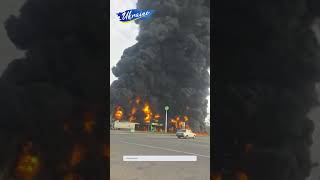 Дніпро: пряме влучання ракети в АЗС WOG. Кадри пожежі.