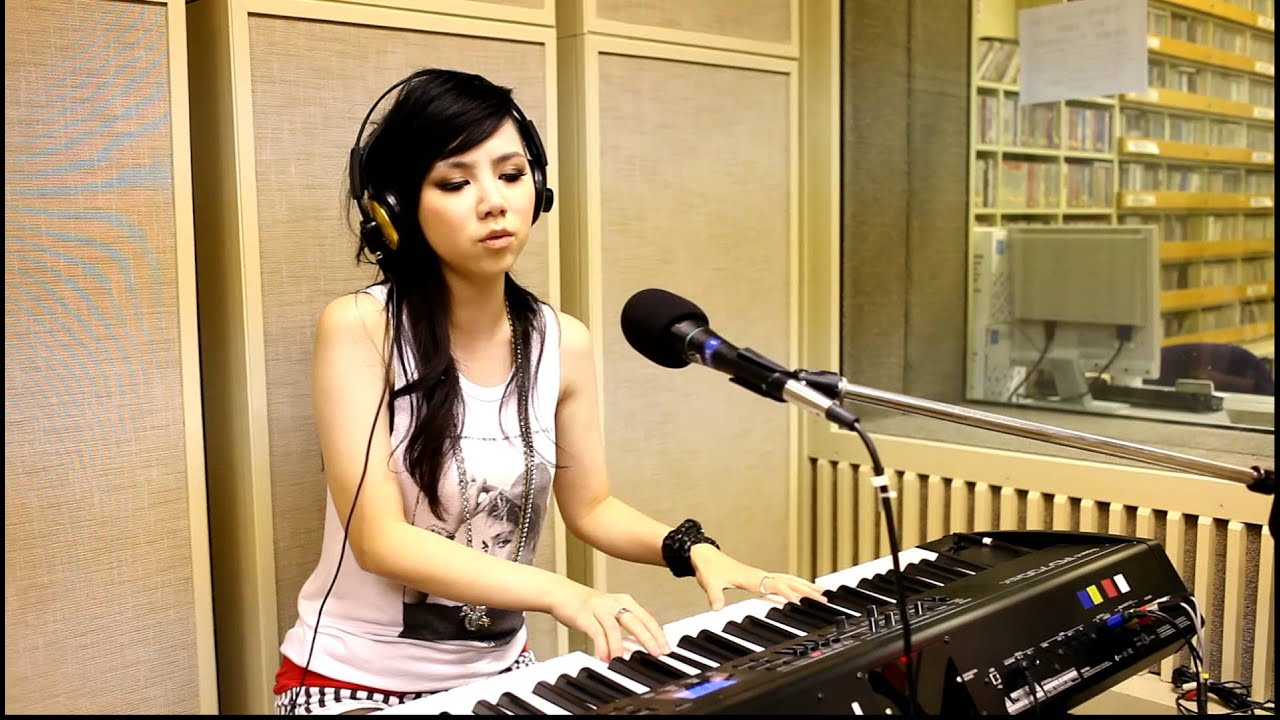 2012/6/12 《afternoond》GEM鄧紫棋自彈自唱《A.I.N.Y.》