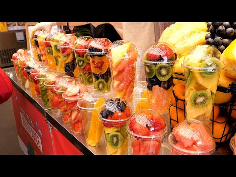 Fresh Fruit Juice in Tourist Market - Korean Street Food