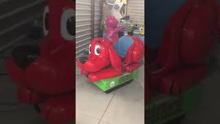 Jolly Roger Clifford The Big Red Dog Kiddie Ride ~ Woof Woof