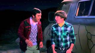 The Big Bang Theory (Sheldon) - We Will Rock You [feat. Freddie Mercury]