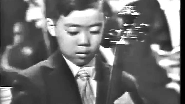 Leonard Bernstein presents 7-year-old Yo-Yo Ma's h...