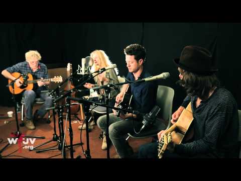 Shelby Lynne - "Paper Van Gogh" (Live at WFUV)