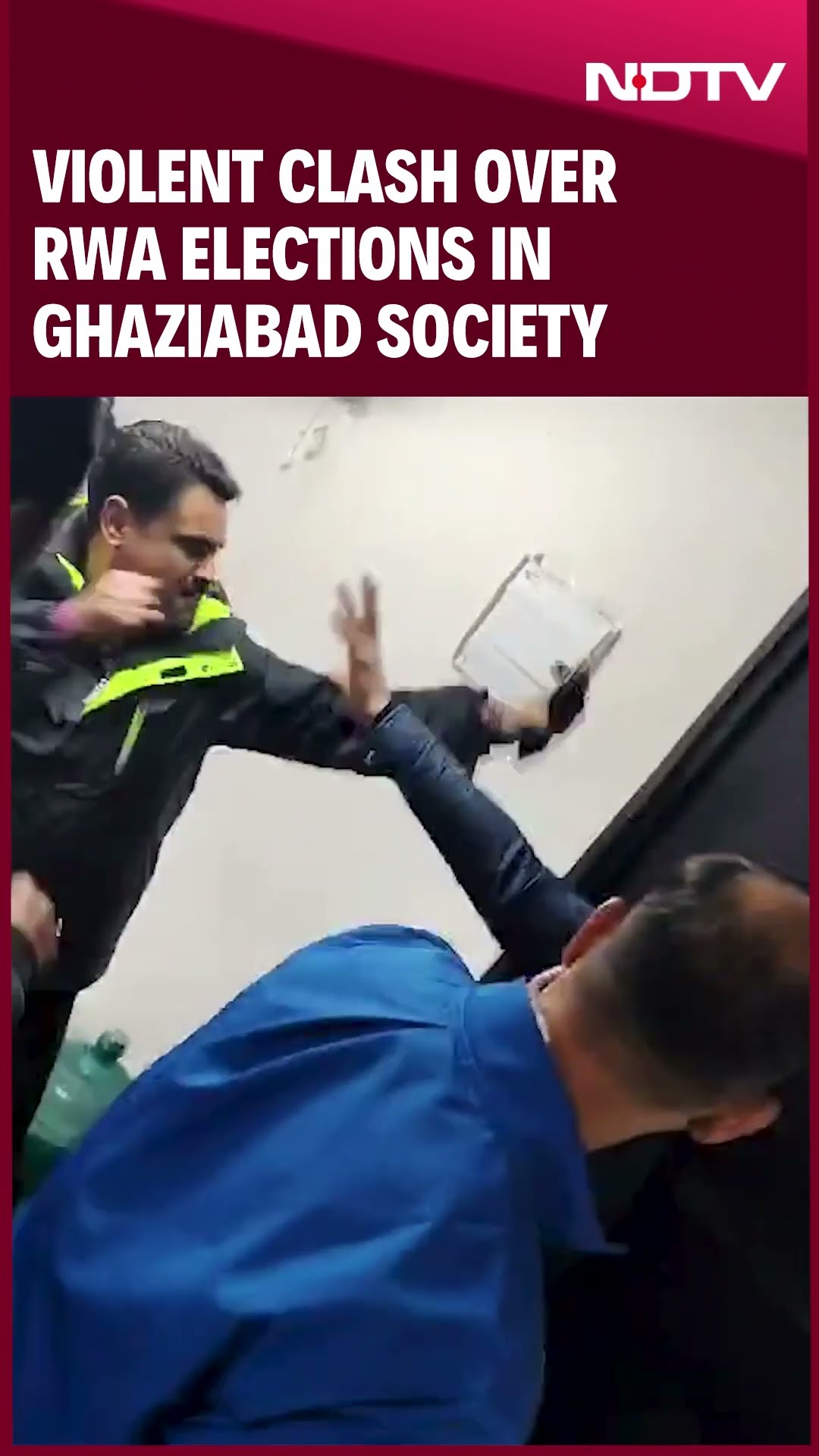Violent Clash Over RWA Elections in Ghaziabad Society, Video Goes Viral
