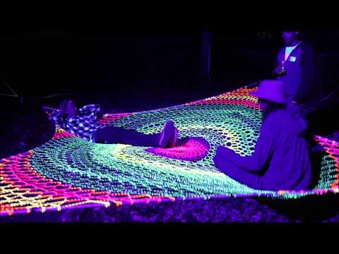 TreeNet Willy's & SpaceAge Slacklines UV Reactive Highline Spacenet