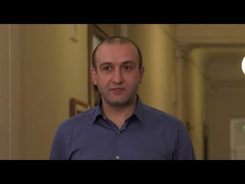 \"ოცნება\" ისე ეჭყანება ოპოზიციას, როგორც ბავშვები ეჭყანებიან ერთმანეთს - ხვიჩია