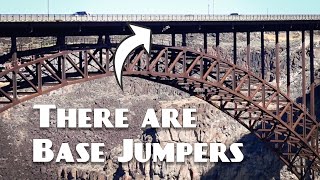 Base Jumpers and Bridges | Twin Falls, Idaho | Travel Vlog by Ryan and Su 214 views 2 years ago 11 minutes, 2 seconds