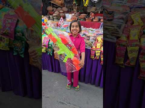 mayra ne li badi pichkari 😍#shorts