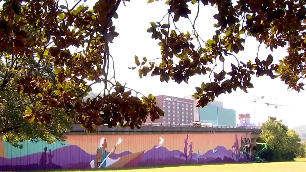 Work underway on River's Edge North mural
