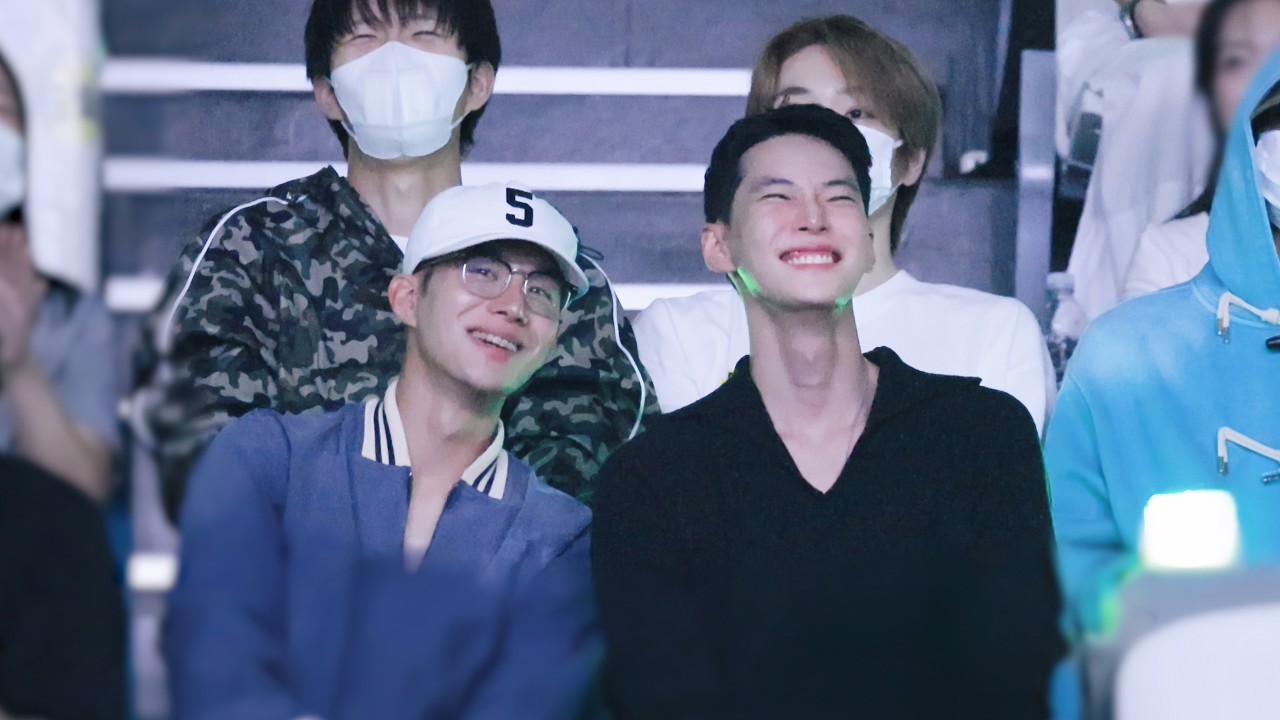 4K] 260920 NCT 127 Doyoung & Jeongwoo Are Here @ THE REDLINE - YouTube