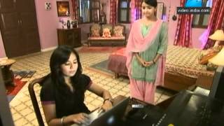 Sapne Suhane Ladakpan Ke - Hindi Serial - Jun 22 '12 - Zee TV Serial - Episode Part - 1