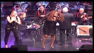 Video voorbeeld van "Berget Lewis & 'De Bazuin' Oenkerk: Tina Turner Medley"