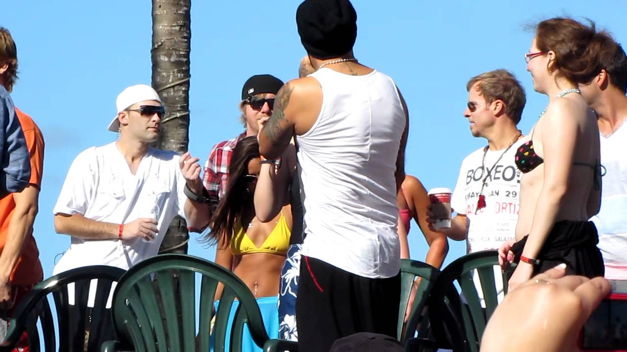 BSB Cruise 2011 -Beach Day- Musical Chairs