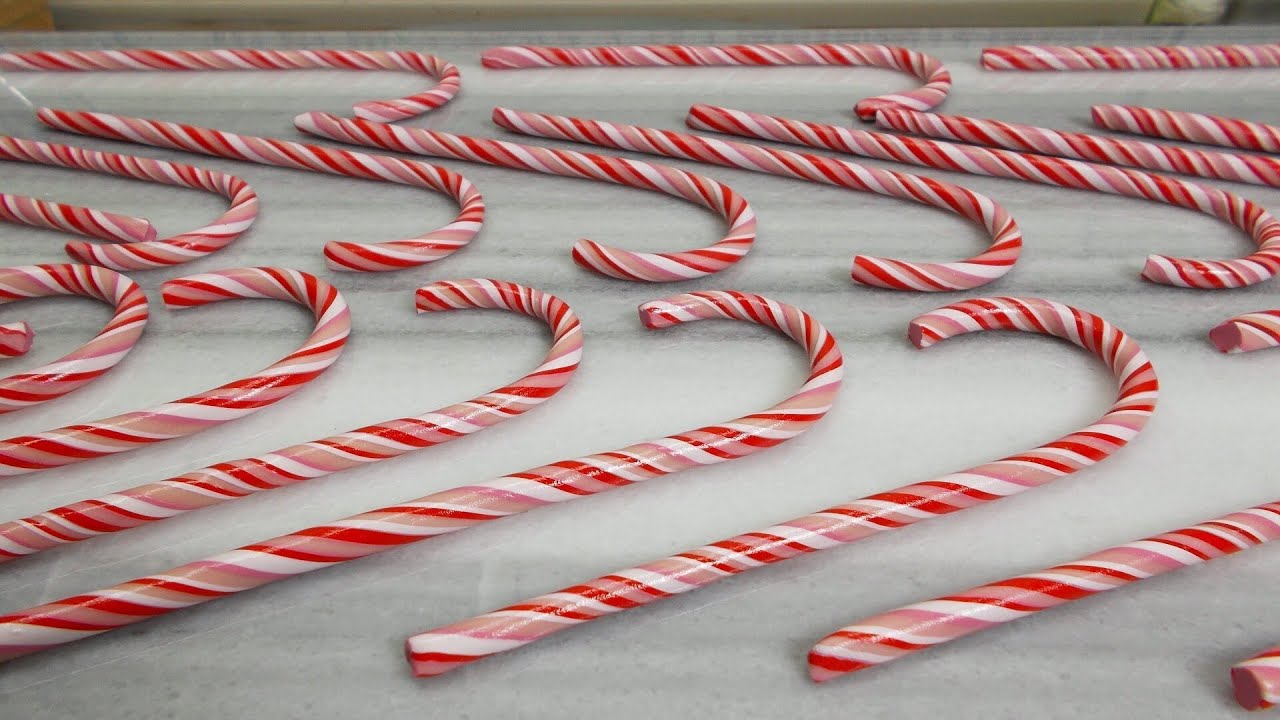 DIY Polymer Clay Candy canes They GLOW In The Dark YouTube diy-polymer-clay-candy-canes-they-glow-in-the-dark-youtube