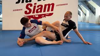 The FIRST leg lock skill you should train as a beginner: Entangling The Leg