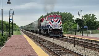 Metra 525 in and outbound, and AMTK 518 leads Borealis in Glenview + Morton Grove 