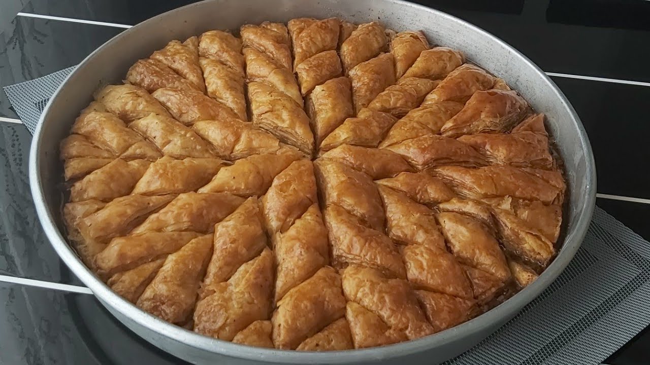 en kolay baklava yontemi budur oklavasiz 4 beze ile 1 tepsi baklava yapiyoruz youtube yemek tarifleri yemek ikindi cayi tarifleri