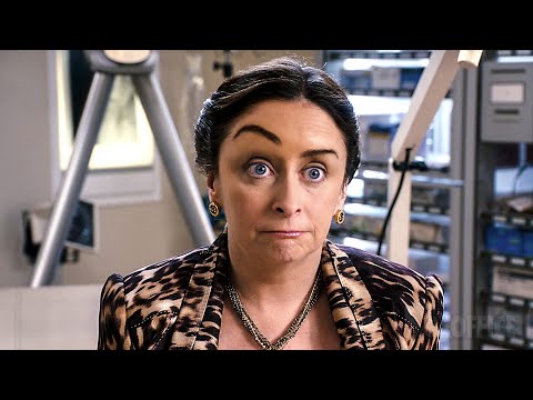 "On est du genre sourcilleux chez vous ?" | Le mytho | Extrait VF