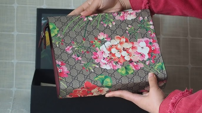 gucci blooms pouch