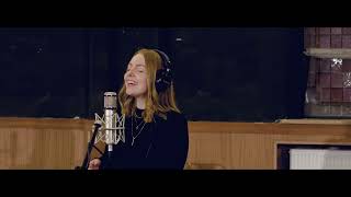 Download Lagu Kim Carnie - And So We Gather (Official Video) MP3