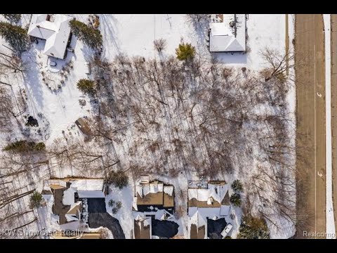 26850 Orchard Lake Road, Farmington Hills, MI home video tour