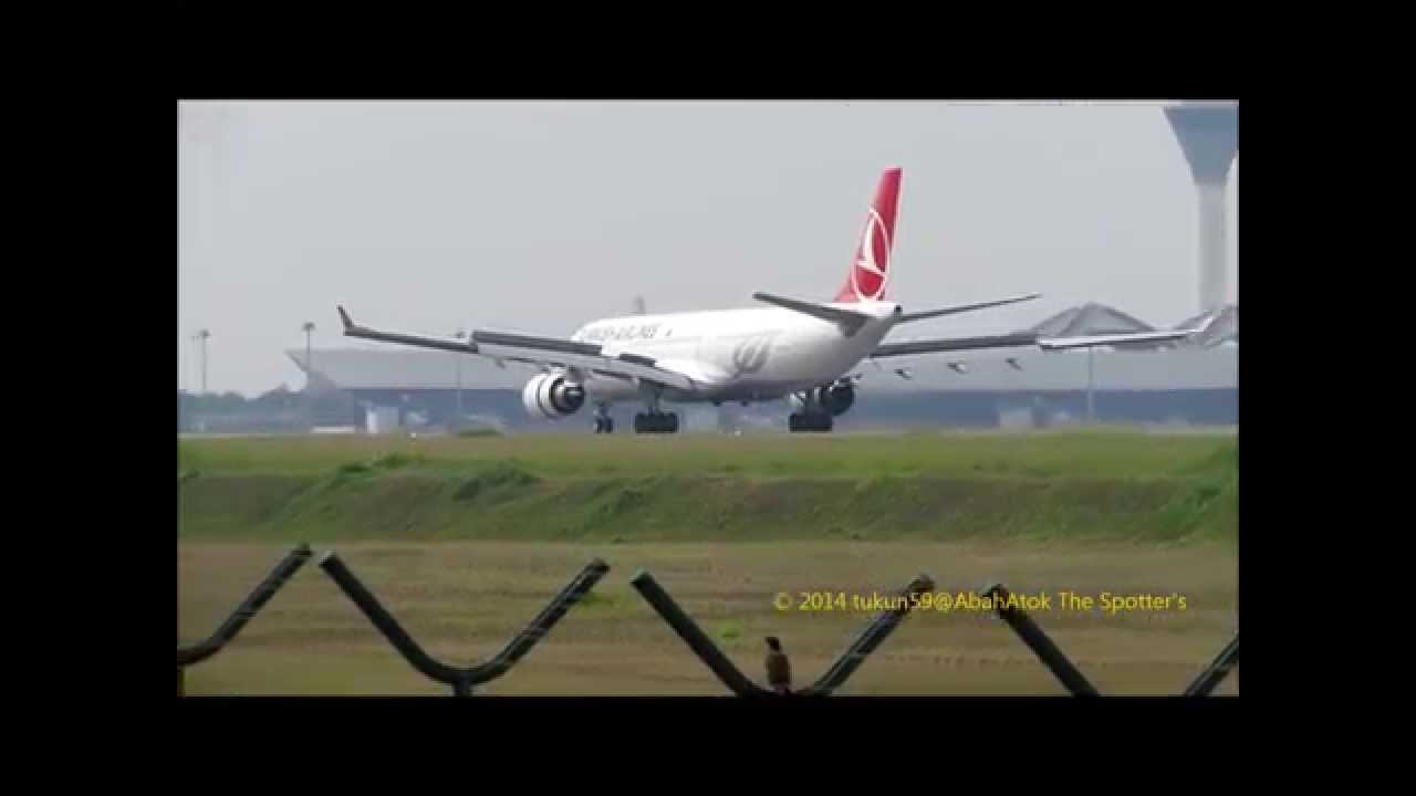 Turkish Airlines Airbus A330-303 TC-JOB