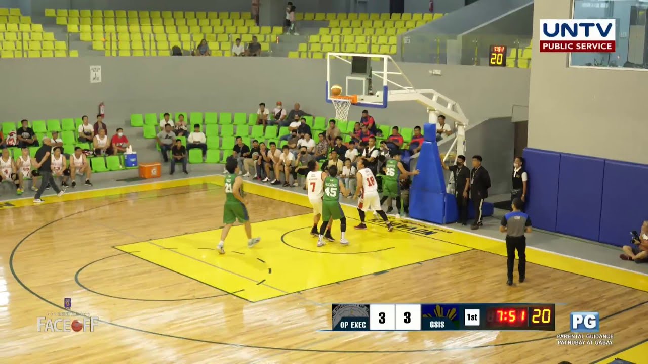 Mark Lapid of OP Executives scores with the easy layup