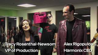 Harmonix Accepts X-Plays Best Motion Control Award For Dance Central 2